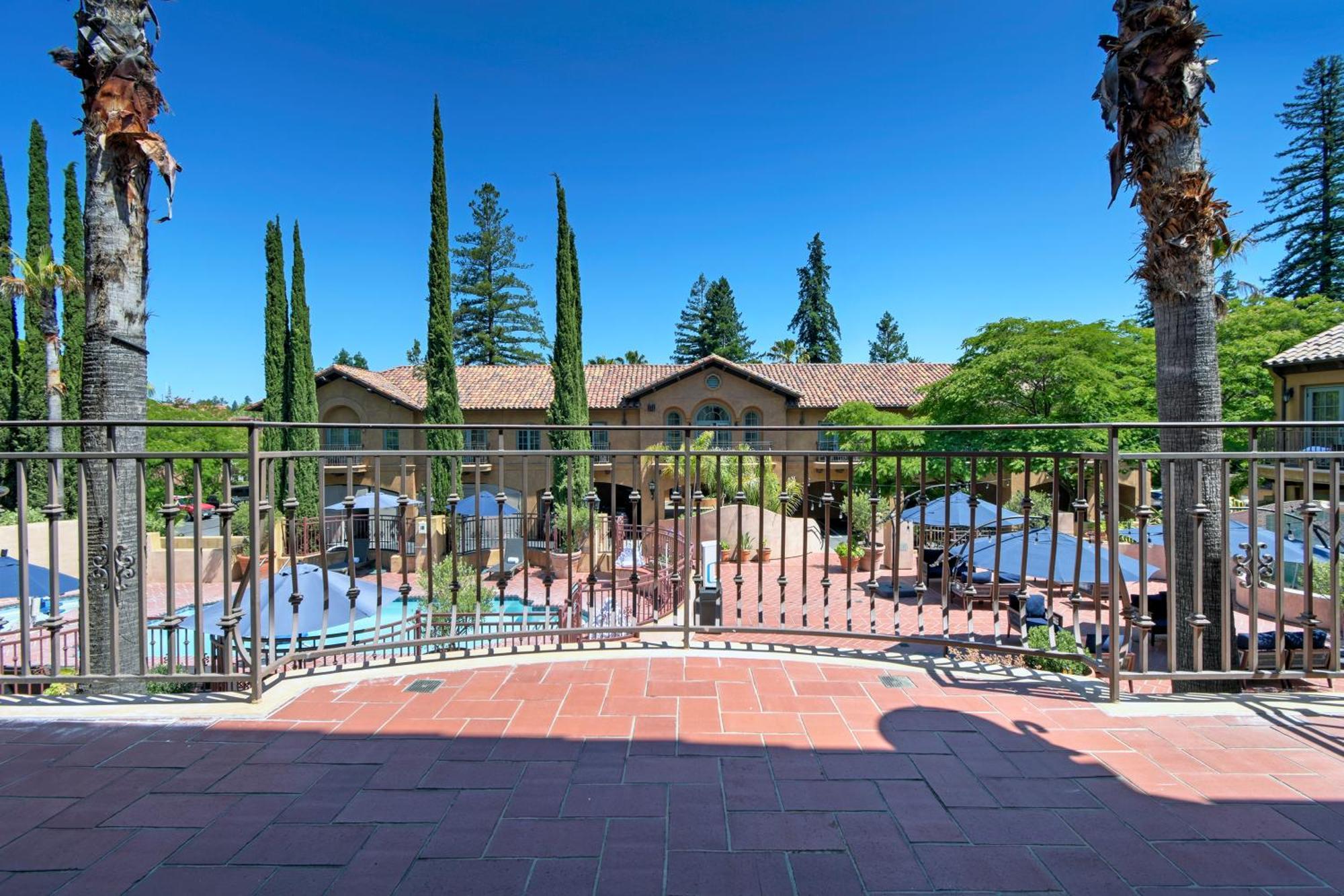 Hotel Los Gatos Buitenkant foto